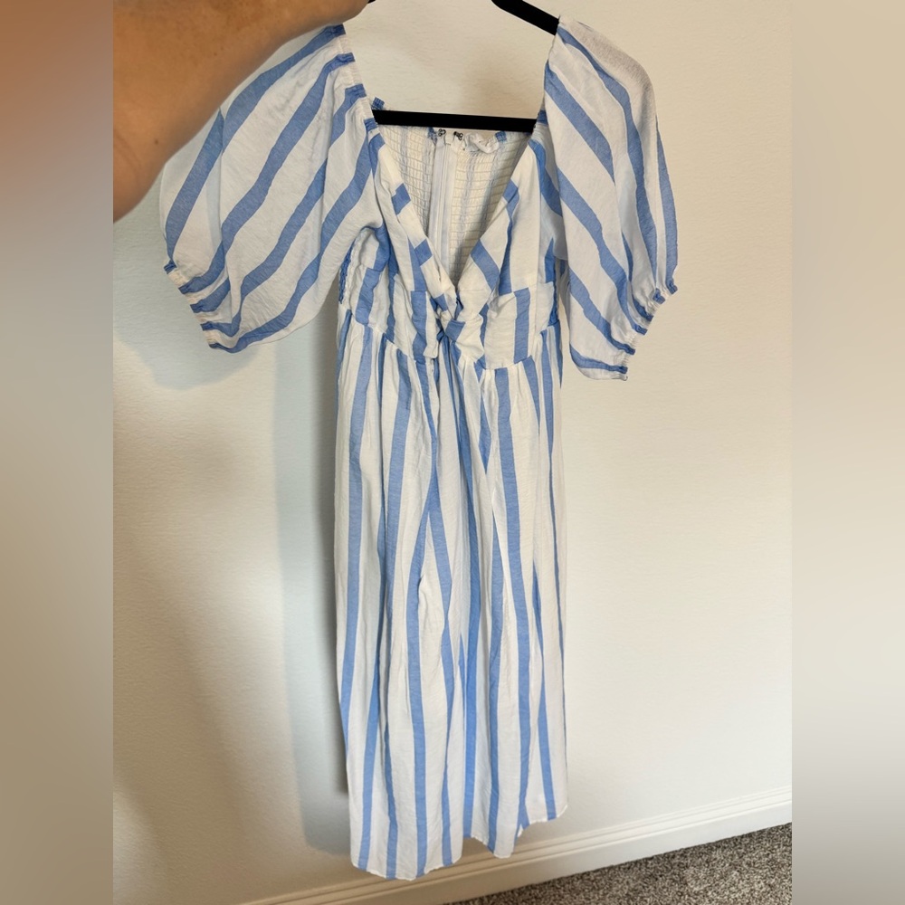 Puffed Sleeve Midi Dress with Twisted Bodice